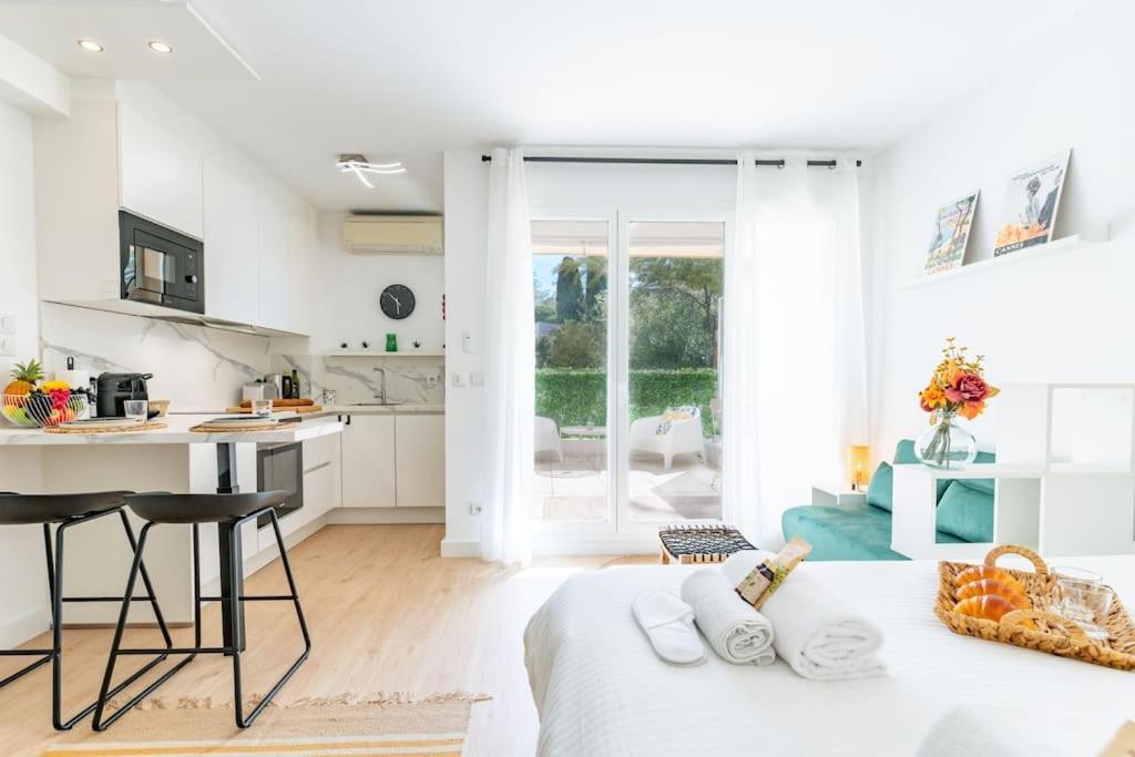 Le Bristol By Apirent #Climatisation #Terrasse #Central Cannes Extérieur photo