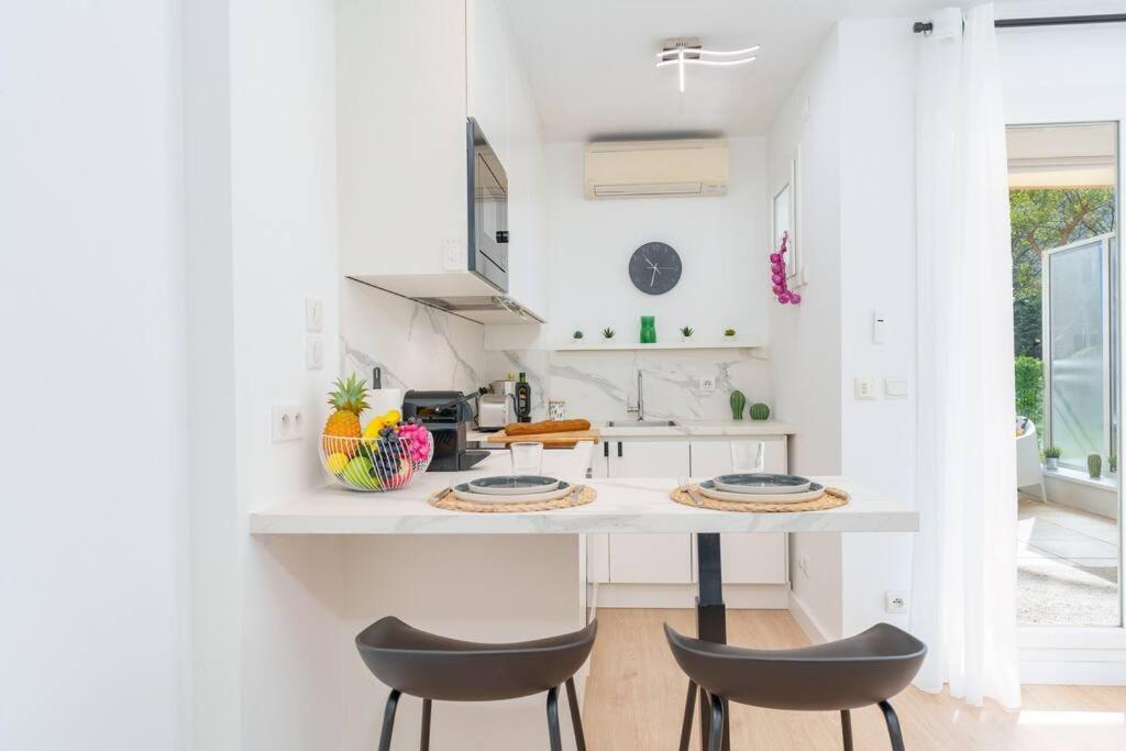 Le Bristol By Apirent #Climatisation #Terrasse #Central Cannes Extérieur photo